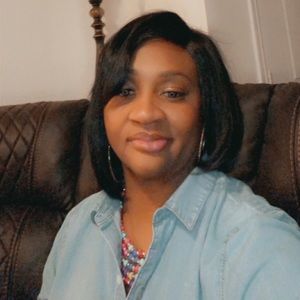 Meet your Posher, Shenika